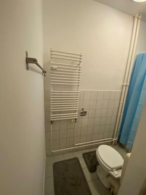 Apartment With Balcony ベルリン エクステリア 写真